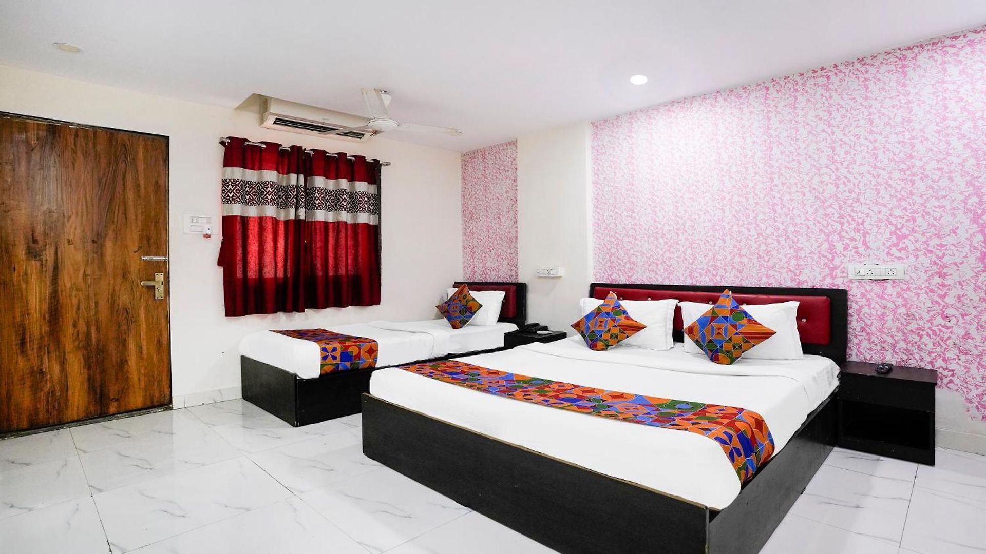 Fabhotel Dream Palace 3* Mumbai