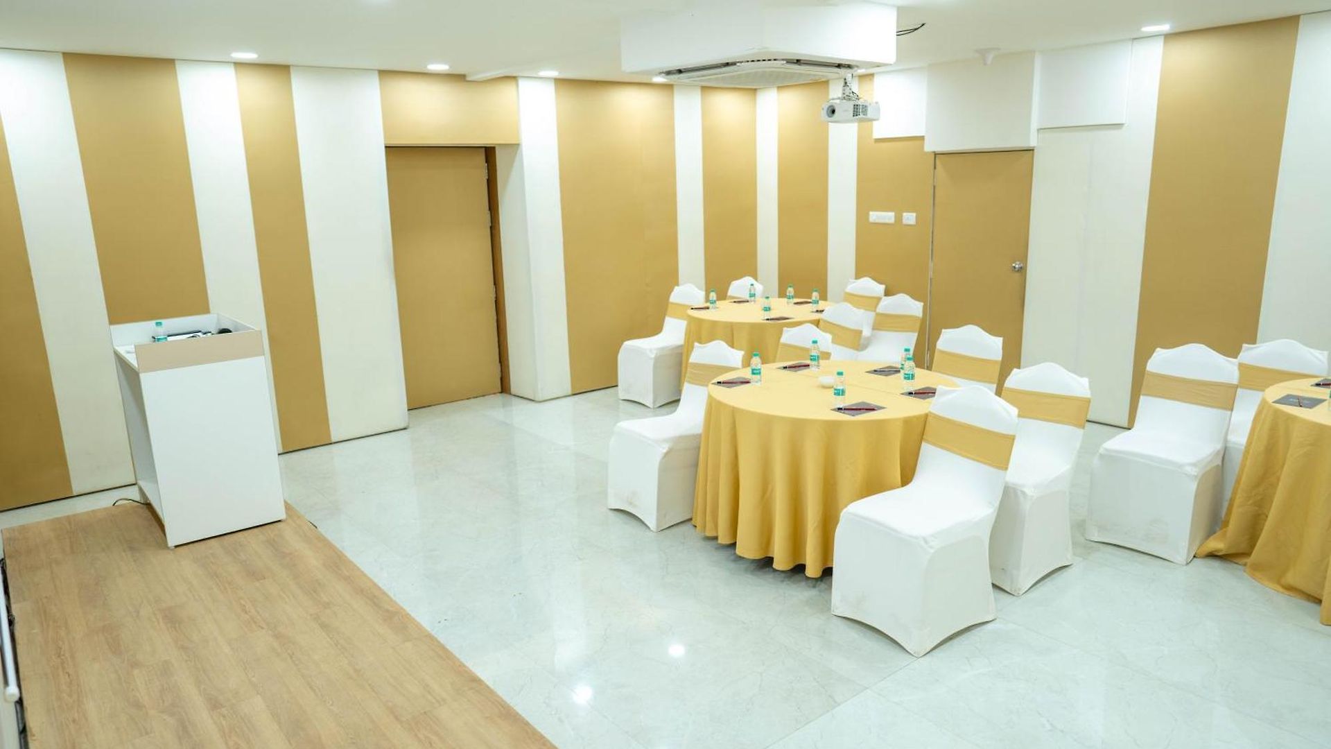 Z Bliss Suites, Bkc Hotel 4*