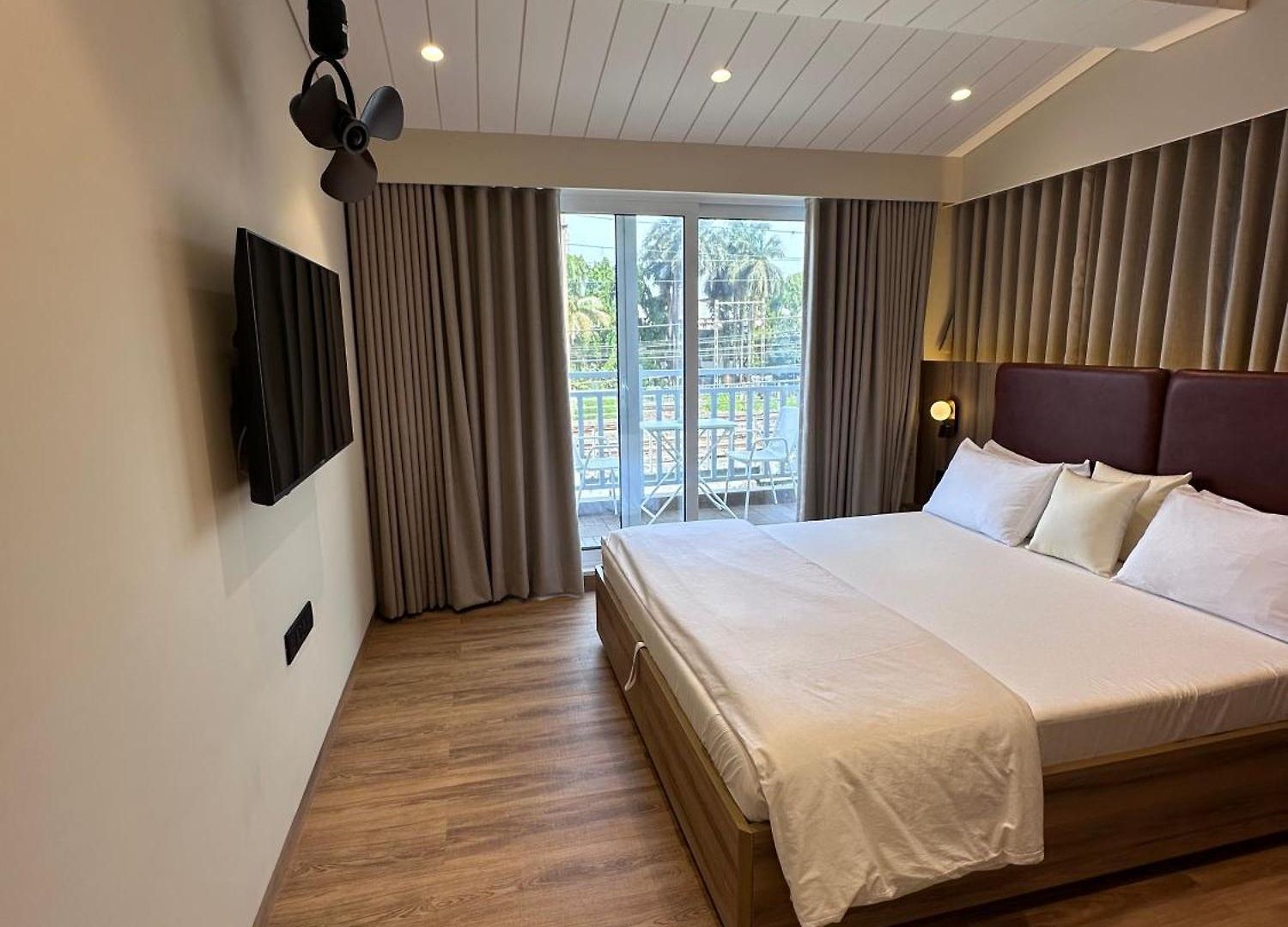 Apartment Rudraya Homes - Cozy Premium Serviced Khar - Next To Bandra Mumbai