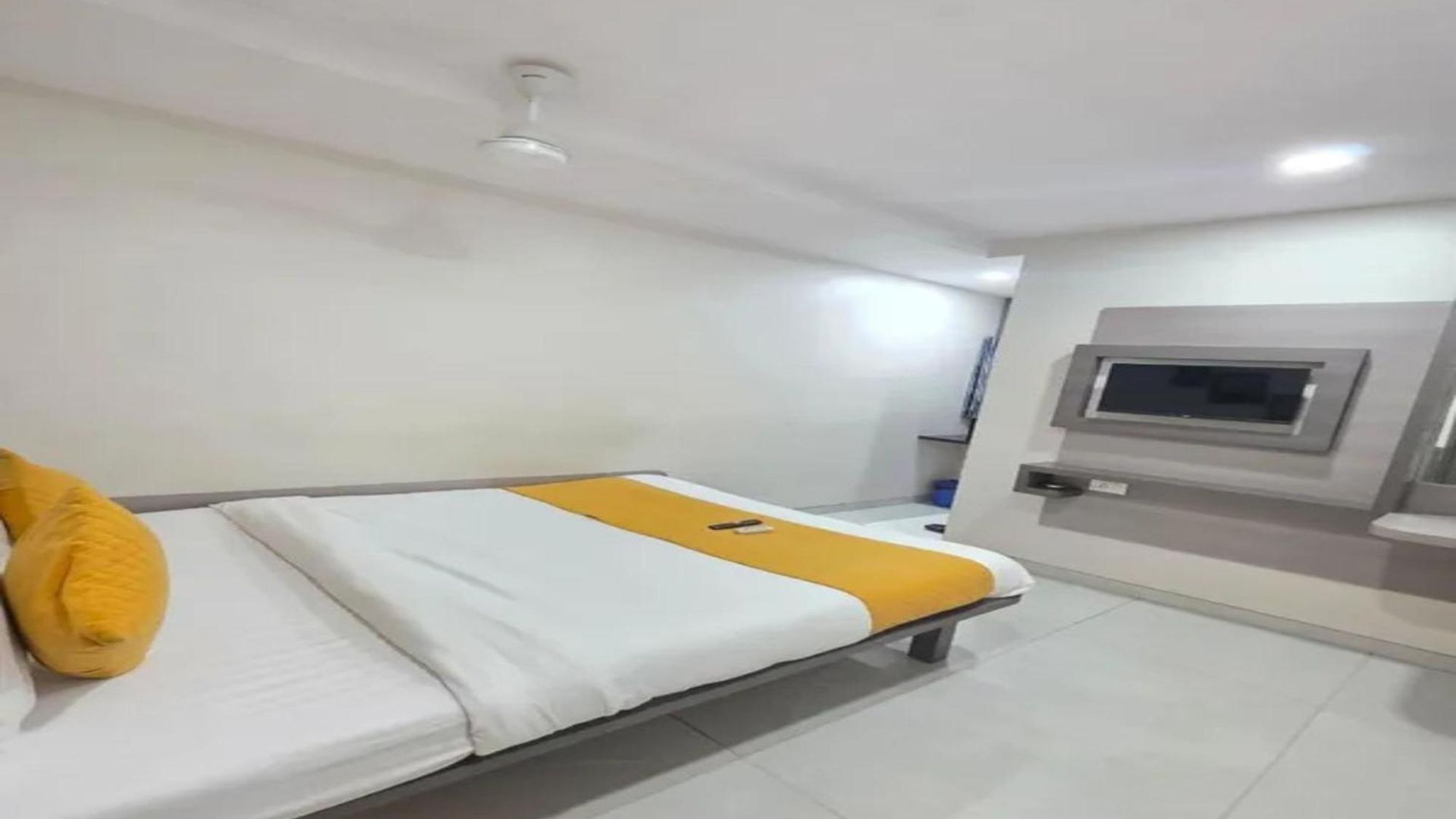 Fabhotel Rs Regency Mumbai