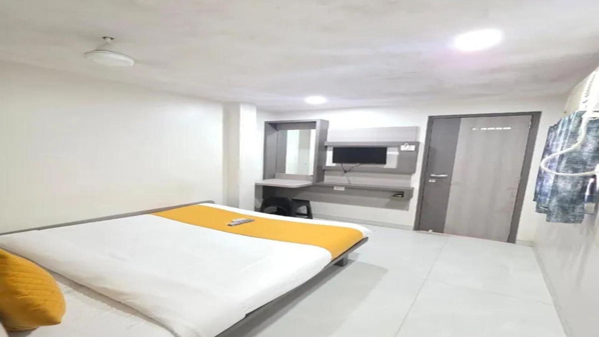 Fabhotel Rs Regency Hotel 3*