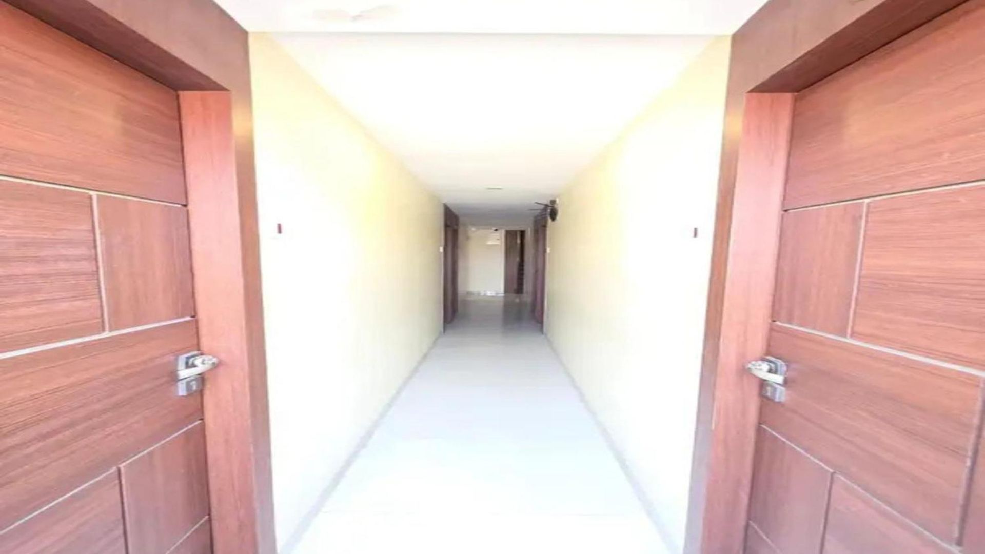 Hotel Fabhotel Rs Regency