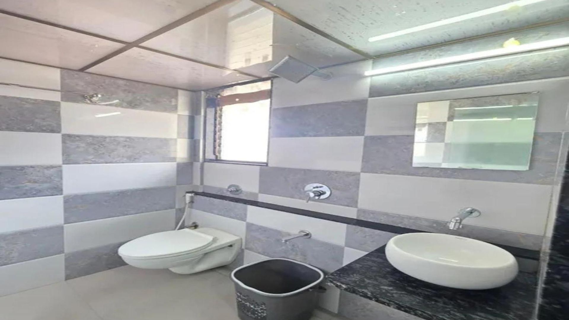 Hotel Fabhotel Rs Regency