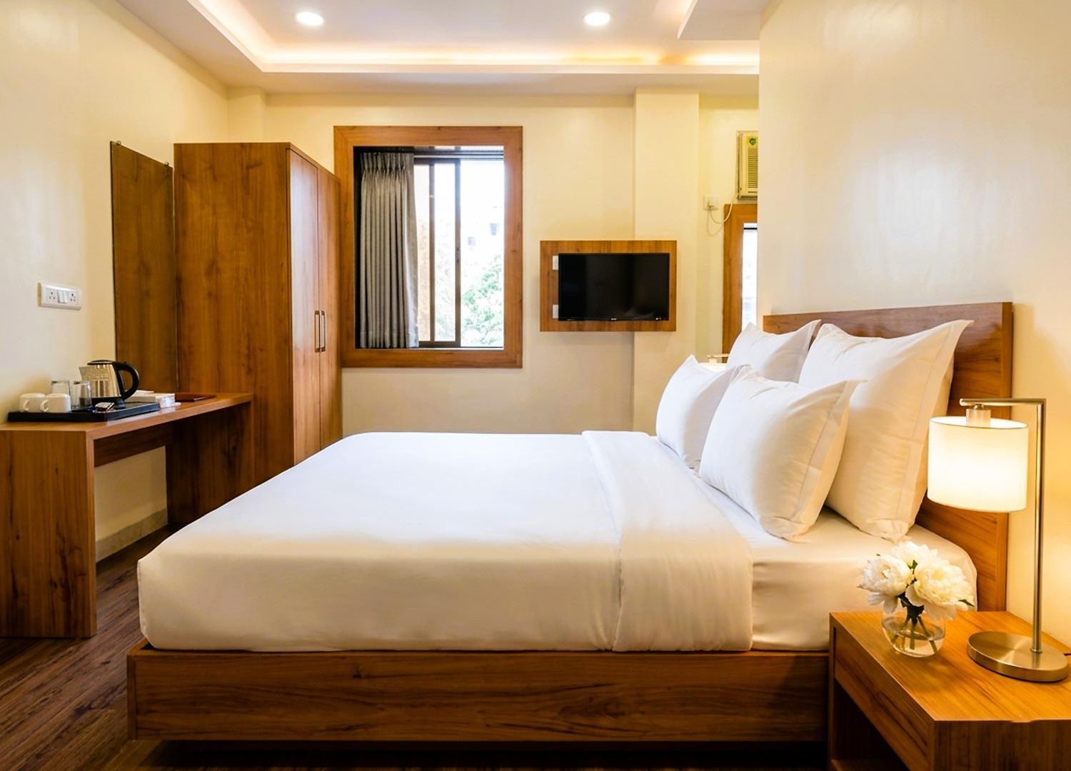 Hotel National - Grant Road