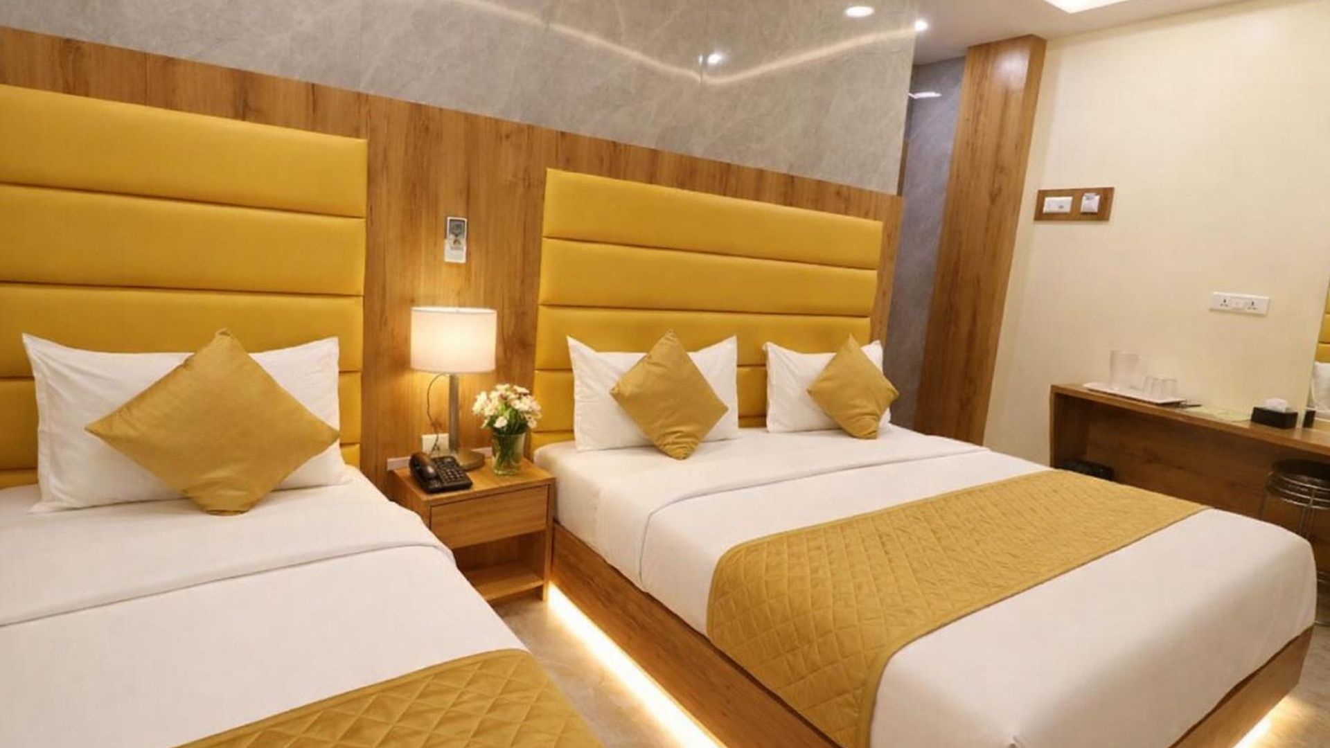 National - Grant Road Hotel 3*