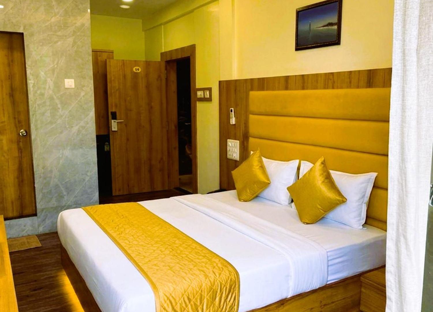 National - Grant Road Hotel Mumbai