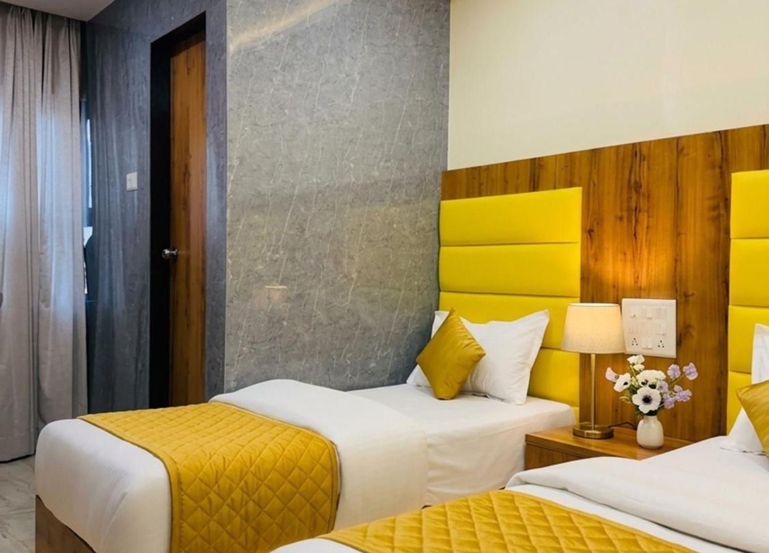 National - Grant Road Hotel