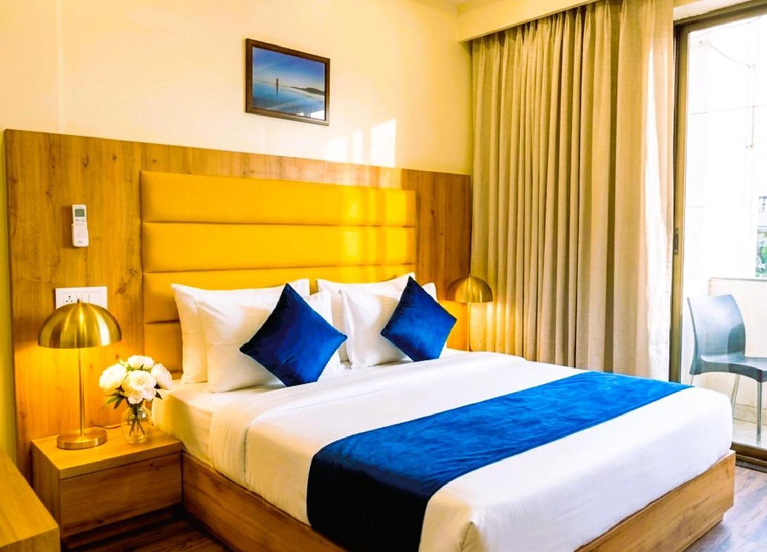 National - Grant Road Hotel