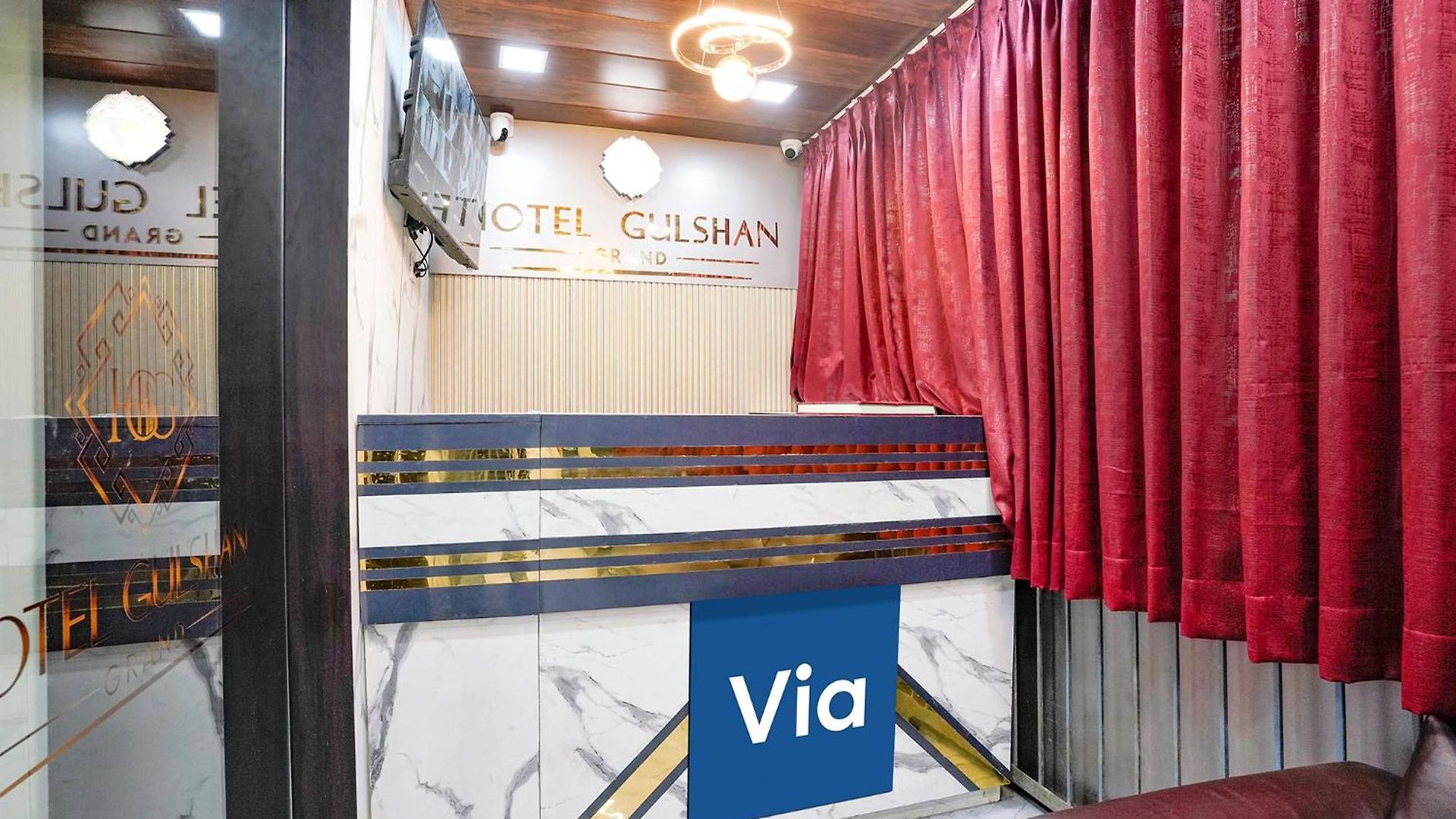 Via Gulshan Grand - Nr Gateway Of India 3* Mumbai