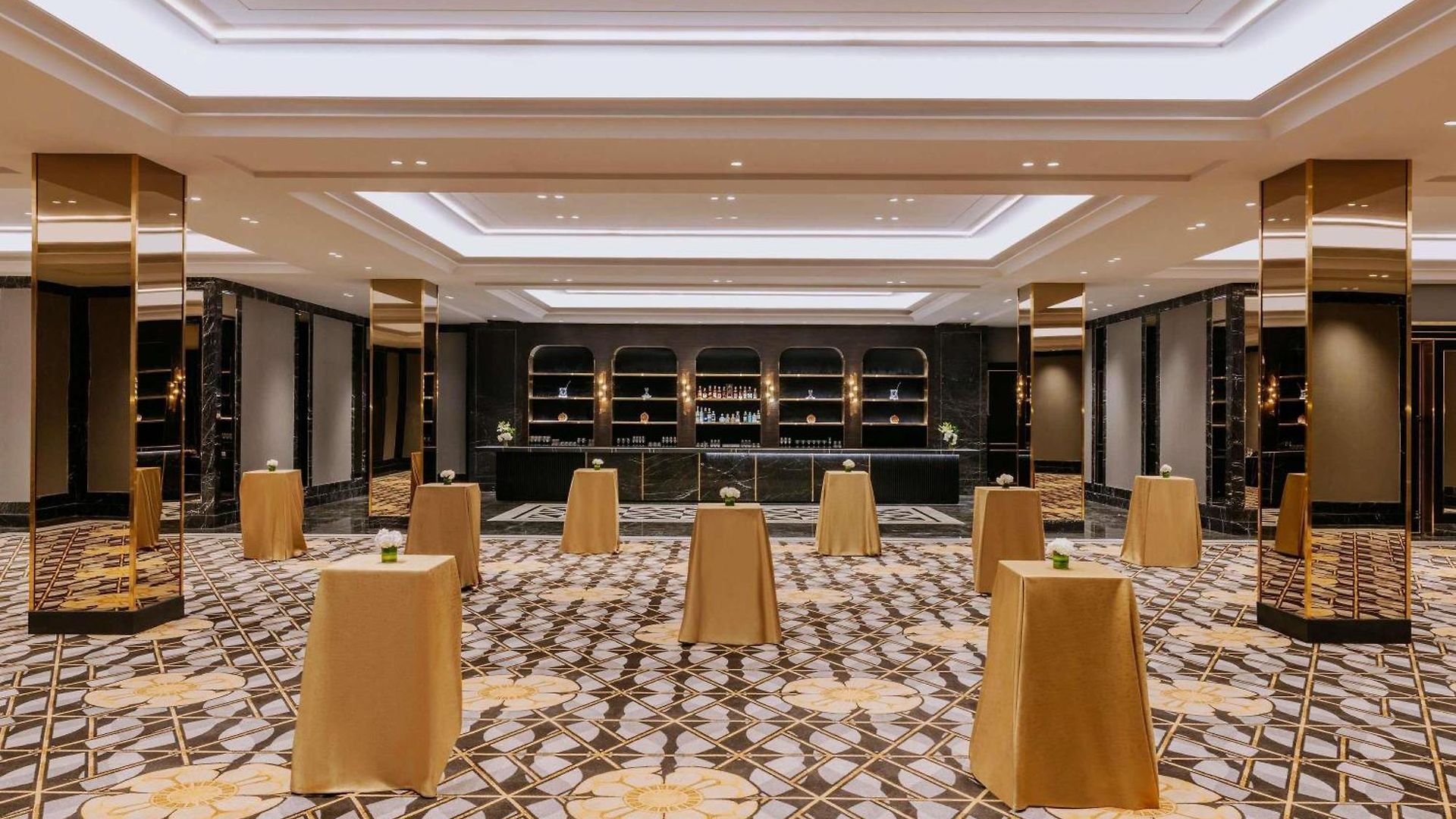 Fairmont Hotel Mumbai