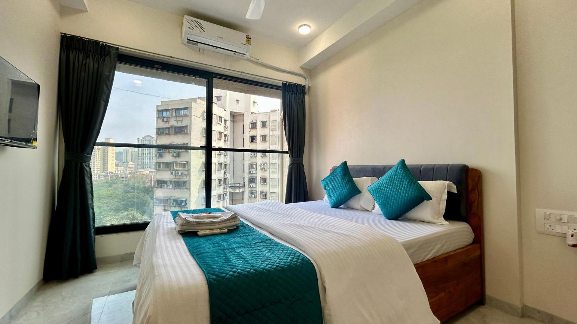 Urbannest Service Powai