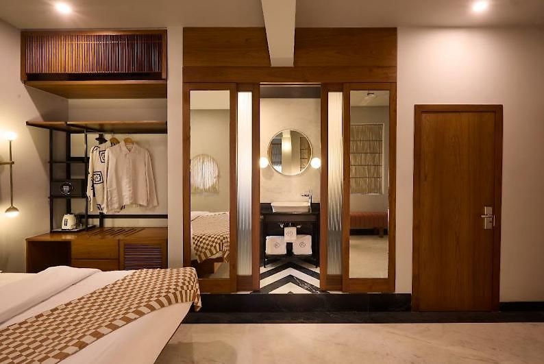 The Kin 5* Mumbai