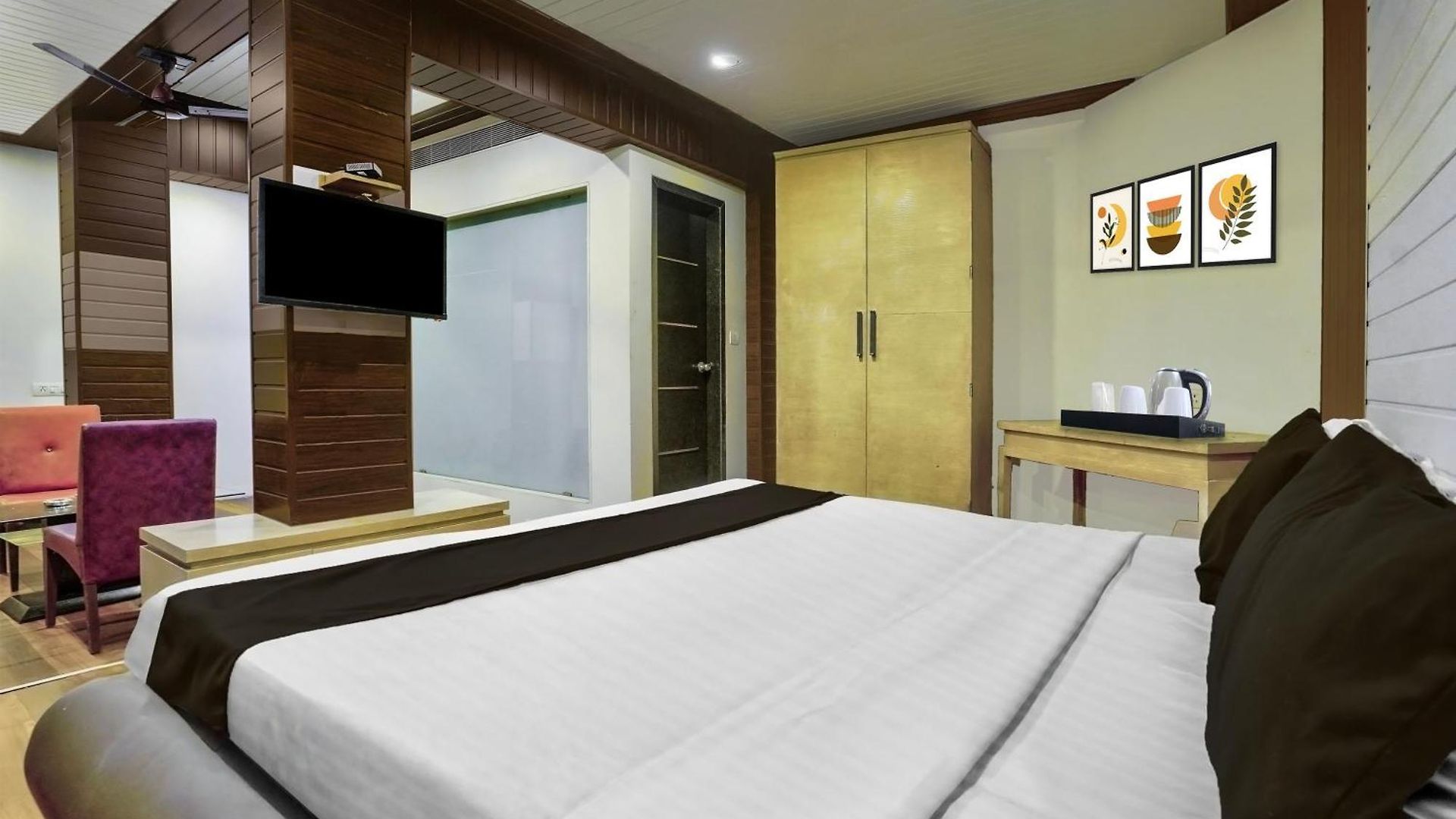 Collection O Lodha Experia Mall Dombiwali Formerly Rr Hotel 3*