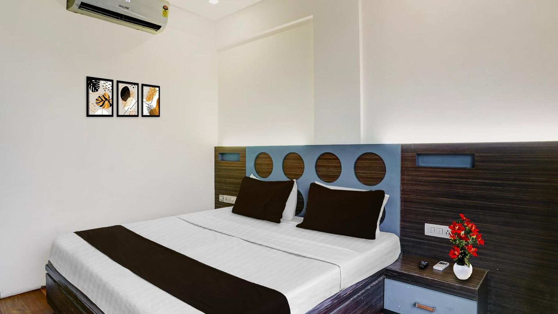 Hotel Collection O Lodha Experia Mall Dombiwali Formerly Rr 3*