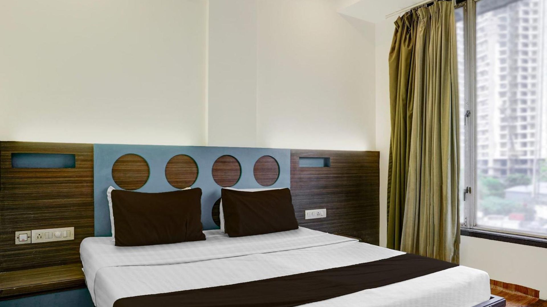 Hotel Collection O Lodha Experia Mall Dombiwali Formerly Rr Mumbai