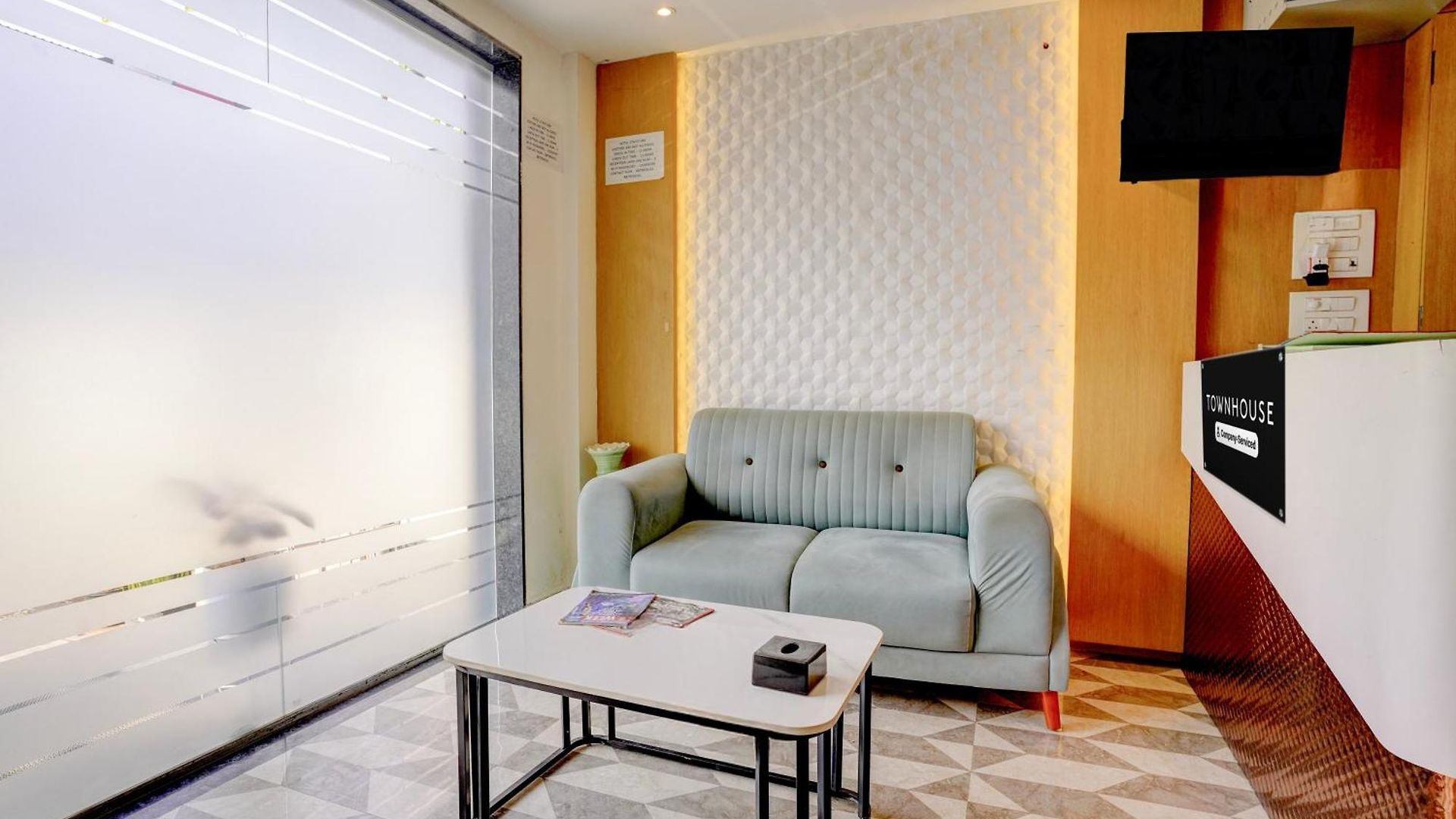 Hotel Townhouse Apmc Market Formerly Stayzi 3*