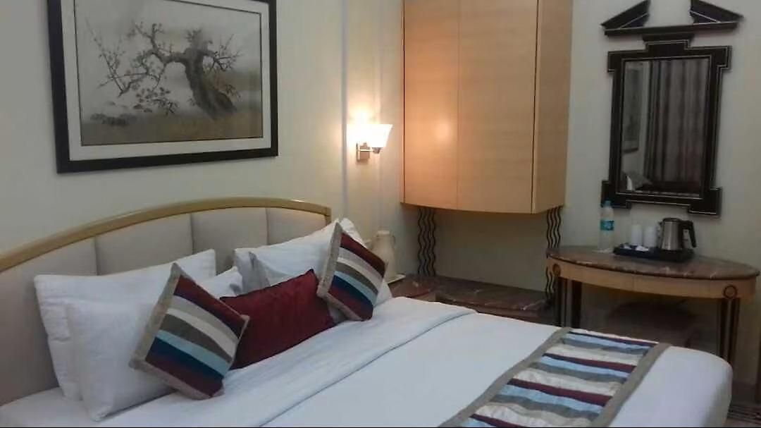 Regency Malabar Hill Hotel 3*