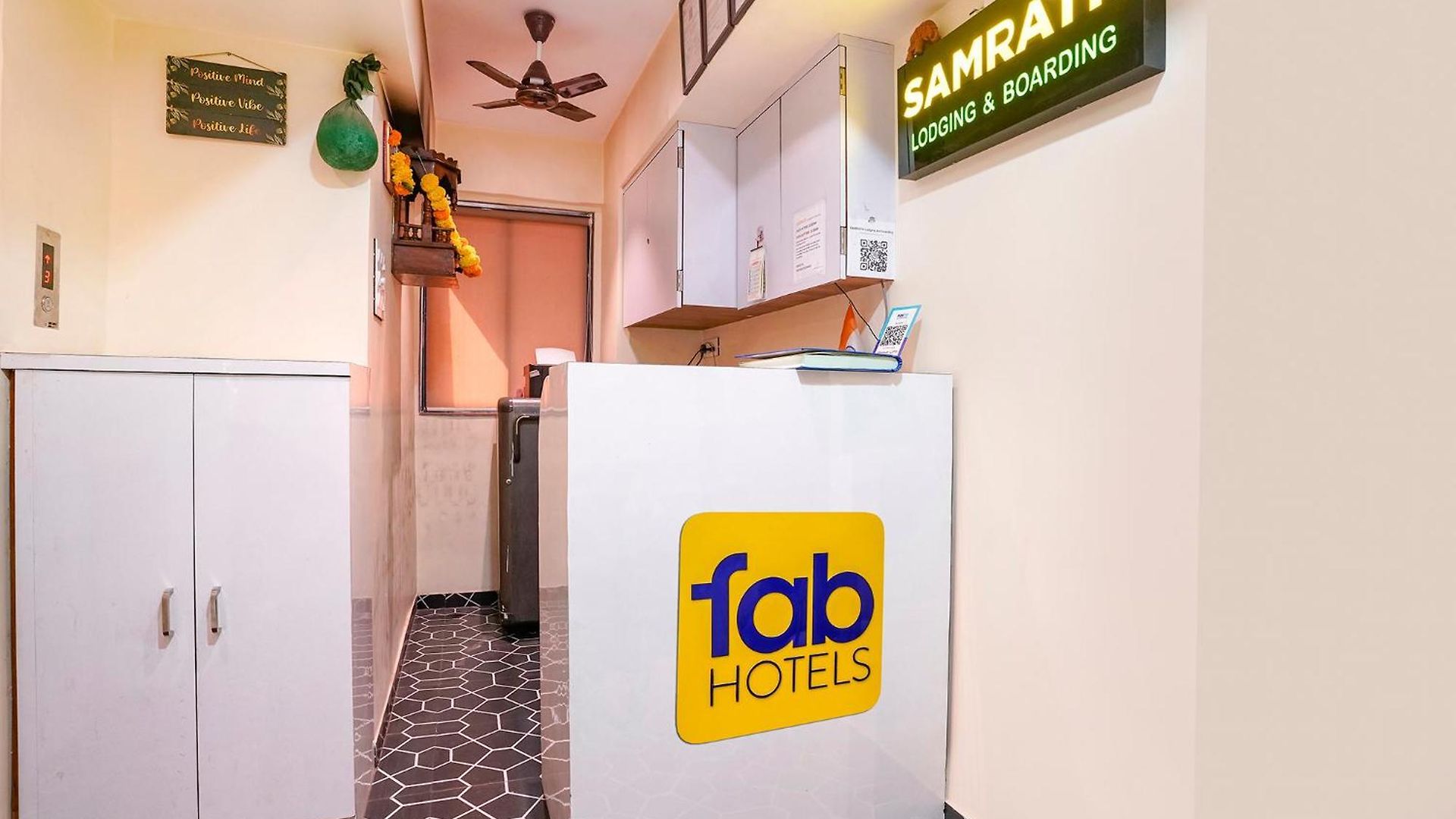 Hotel Fabhotel Samrath 3*