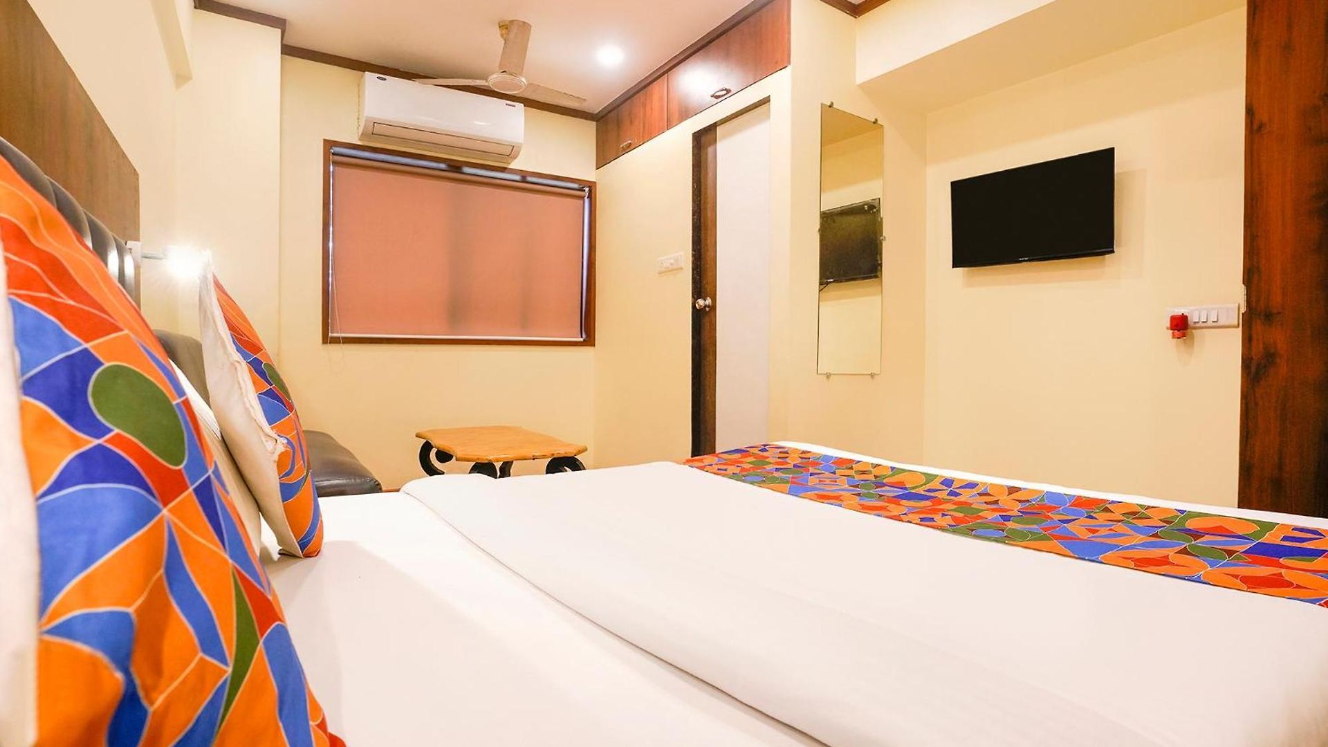 Hotel Fabhotel Samrath 3*