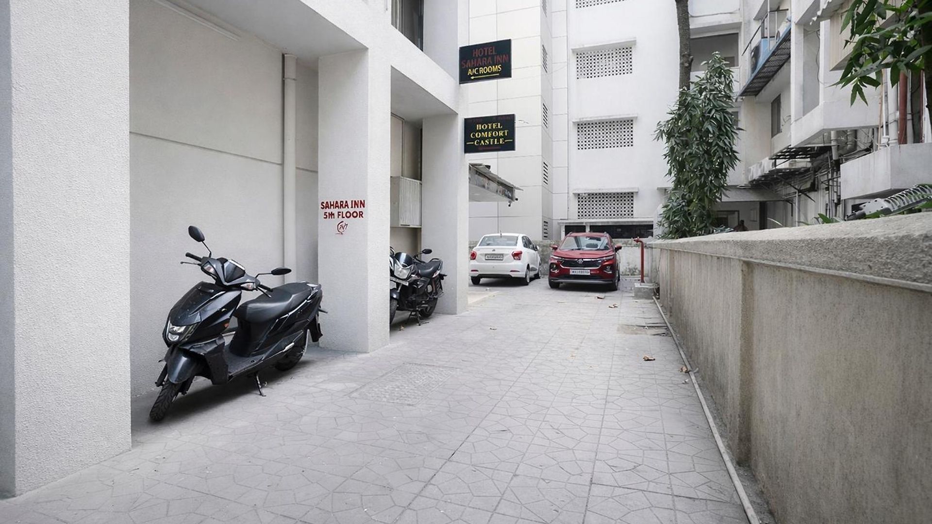 Hotel Fabhotel Samrath