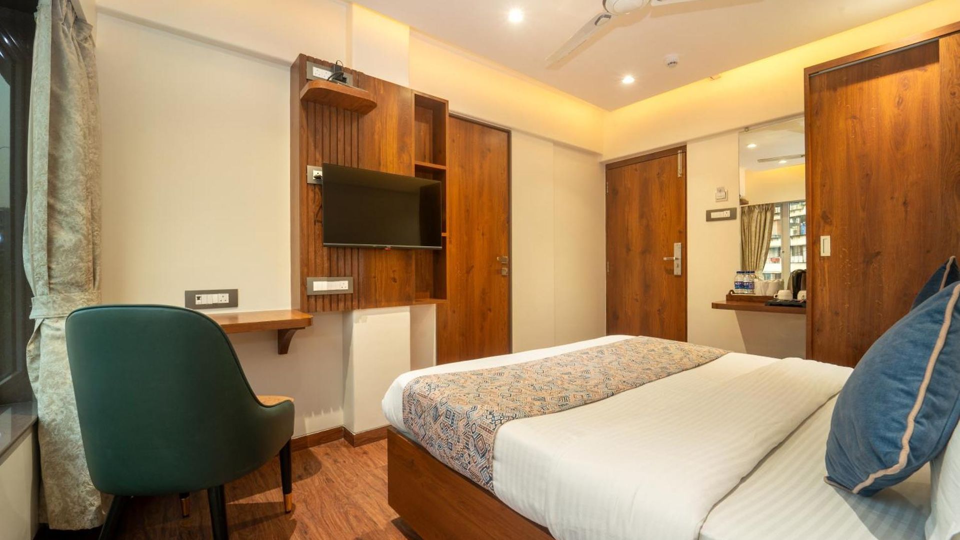 Kalpana Palace, Hotel 2*