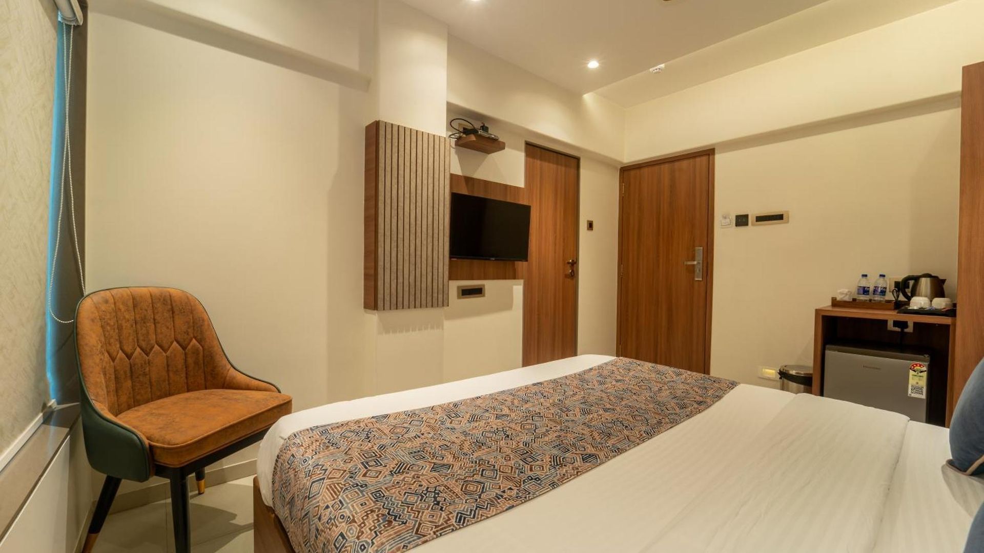 Kalpana Palace, Hotel 2*