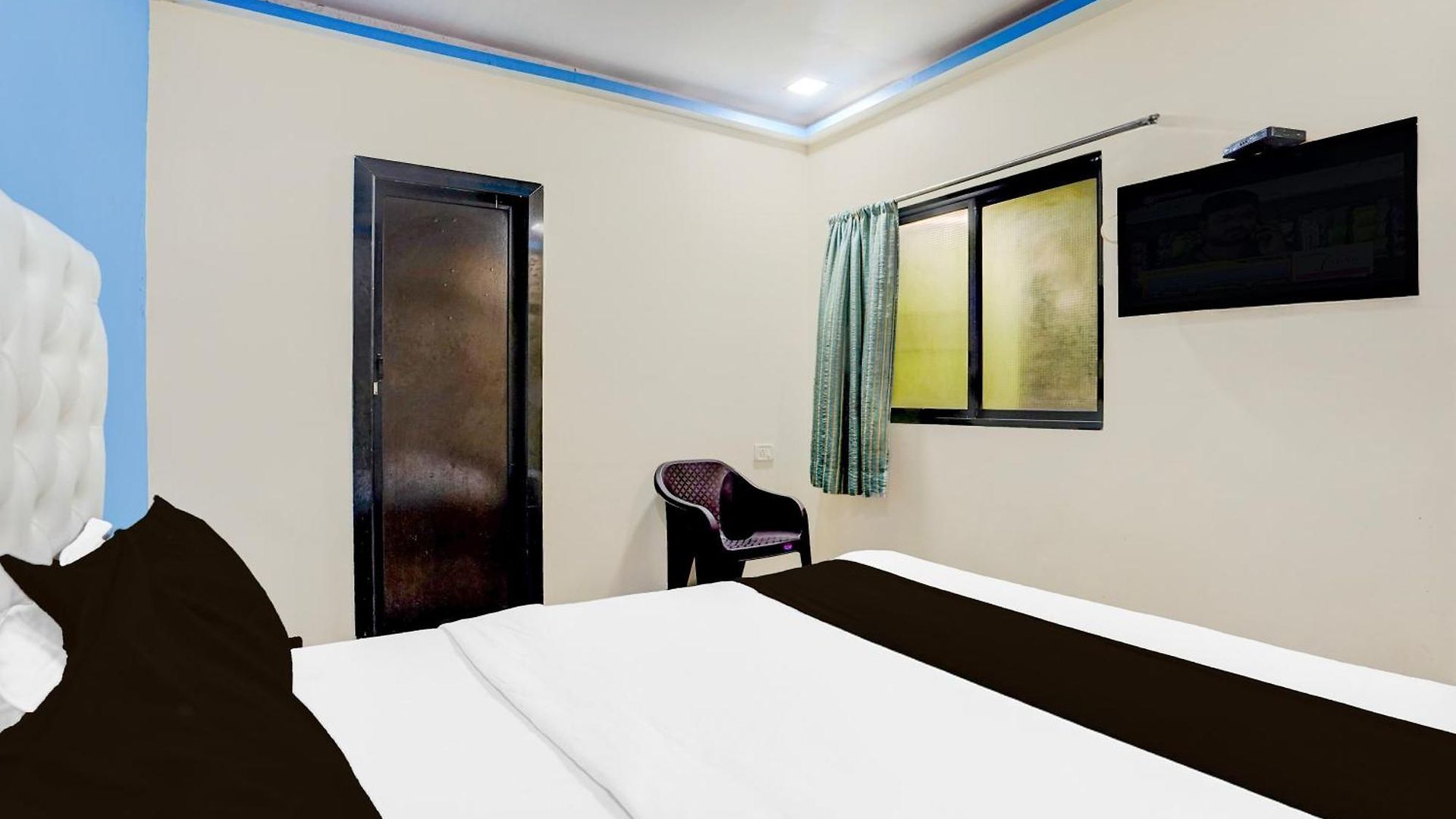 O The Om Sai Residency Hotel 4*