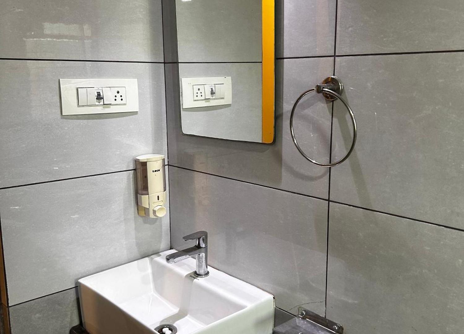 Volga Plaza 2* Mumbai