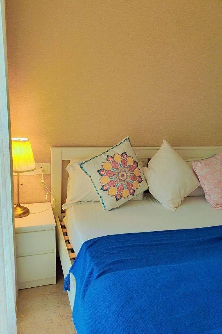 Trendy1br+smart Kitchen +living Room+1.5 Toilets * Mumbai