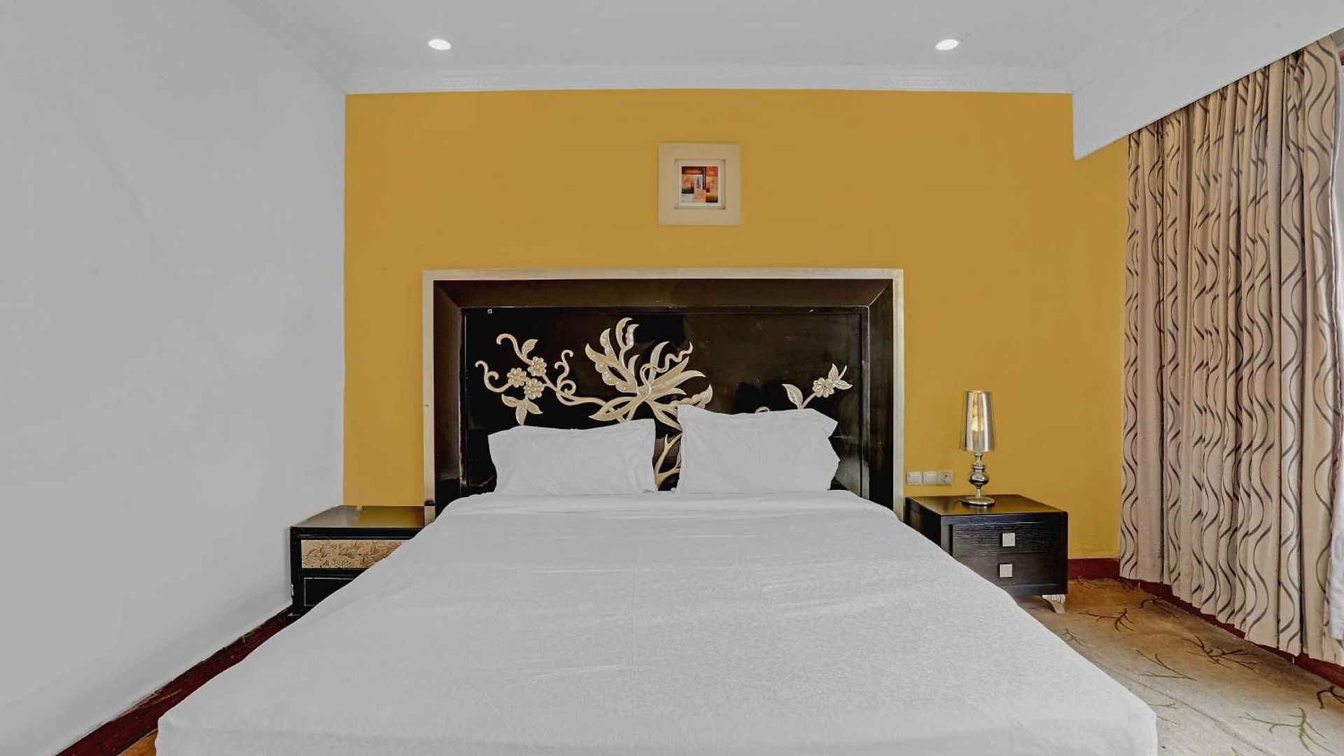 Hotel Townhouse Royal Palms Shared Serviced 4*