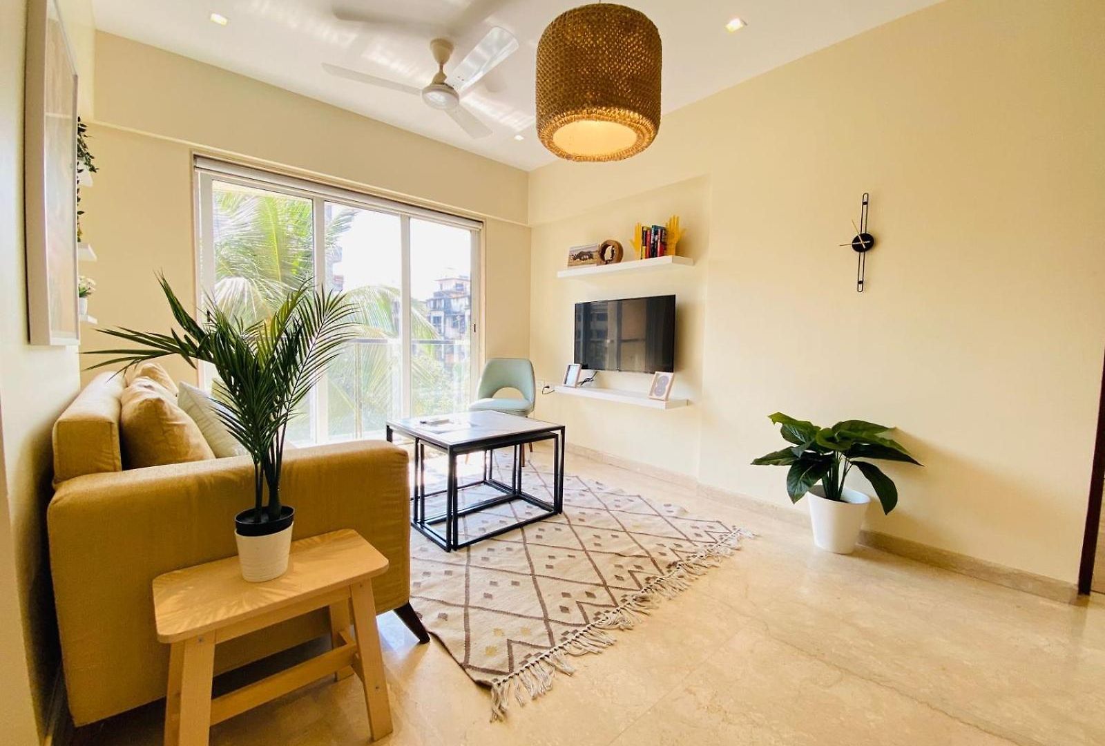 Connekthomes - Modern2bed-bandraarea