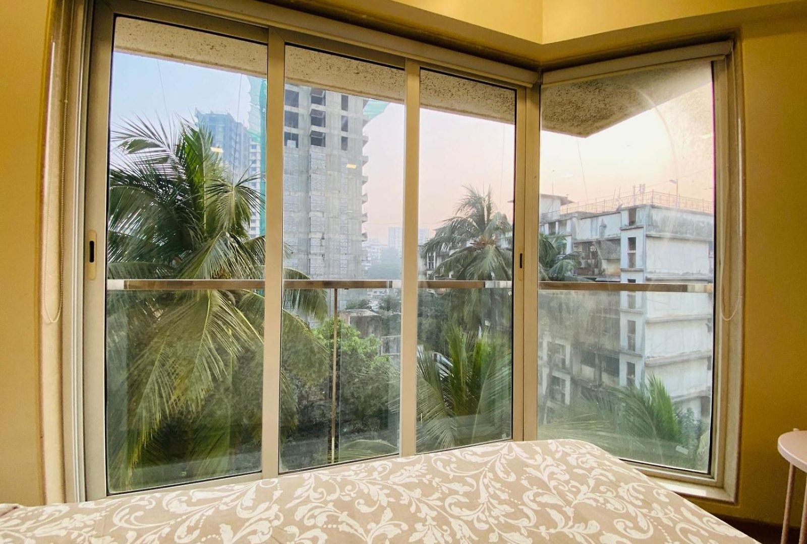 Connekthomes - Modern2bed-bandraarea Mumbai