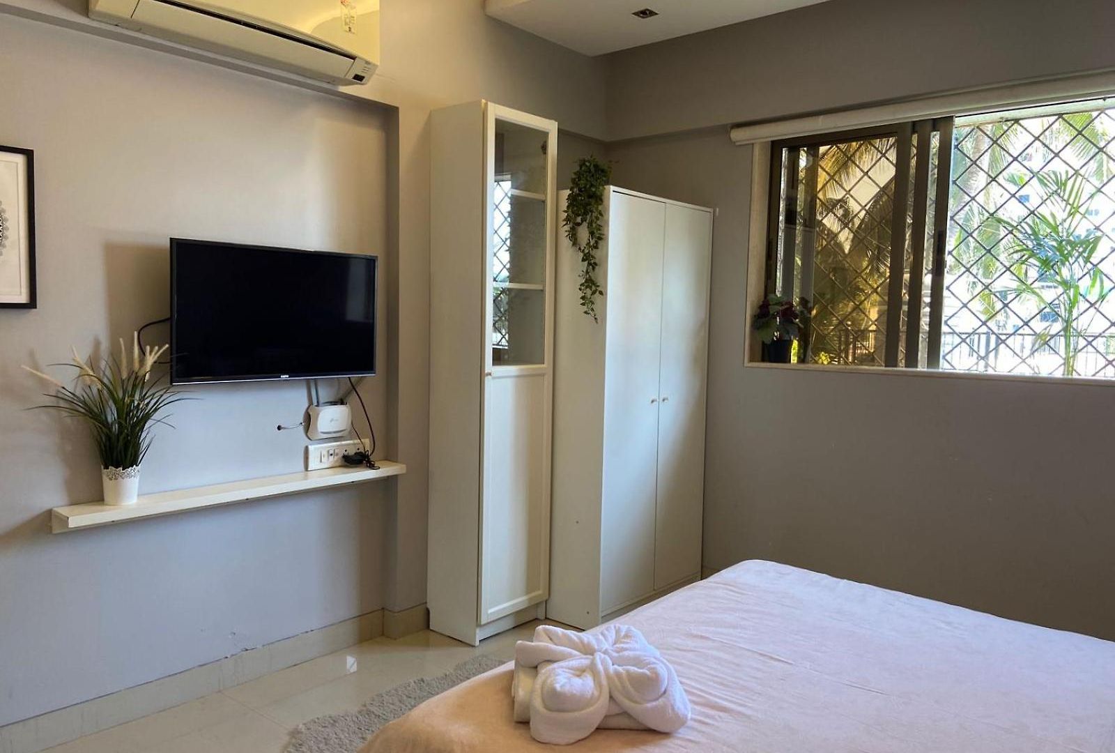 Sterling 401, Off Carter Road, Bandra West By Connekt Homes Mumbai