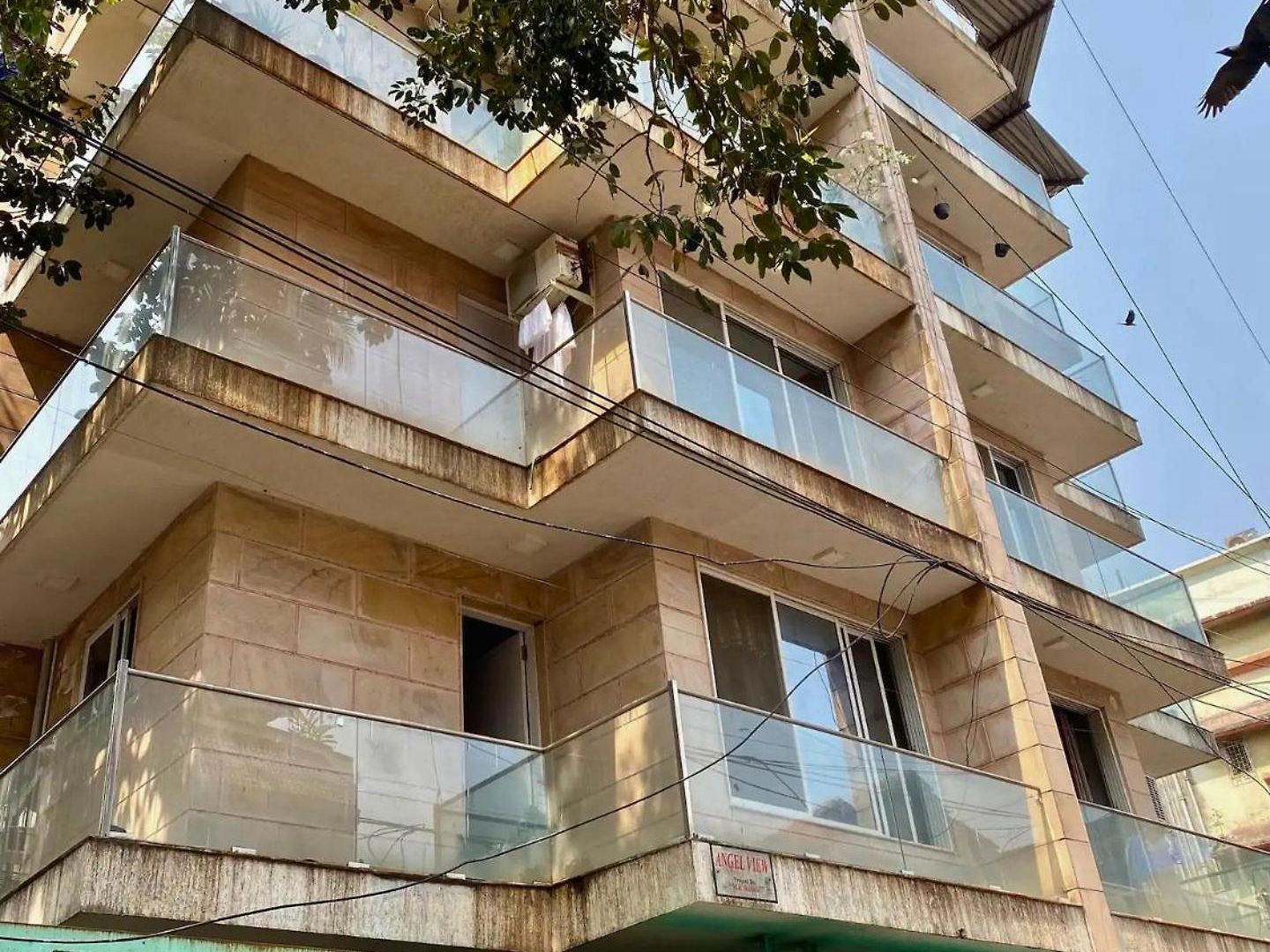 Apartment Connekthomes - Angel Views, Chapel Road, Bandra West