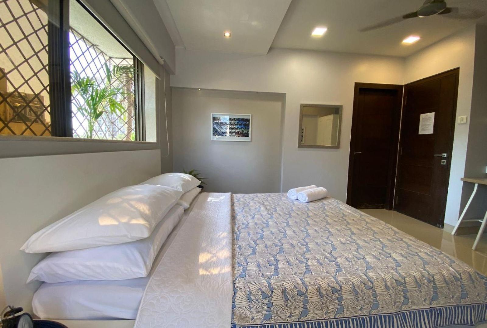 Sterling 401, Off Carter Road, Bandra West By Connekt Homes Mumbai