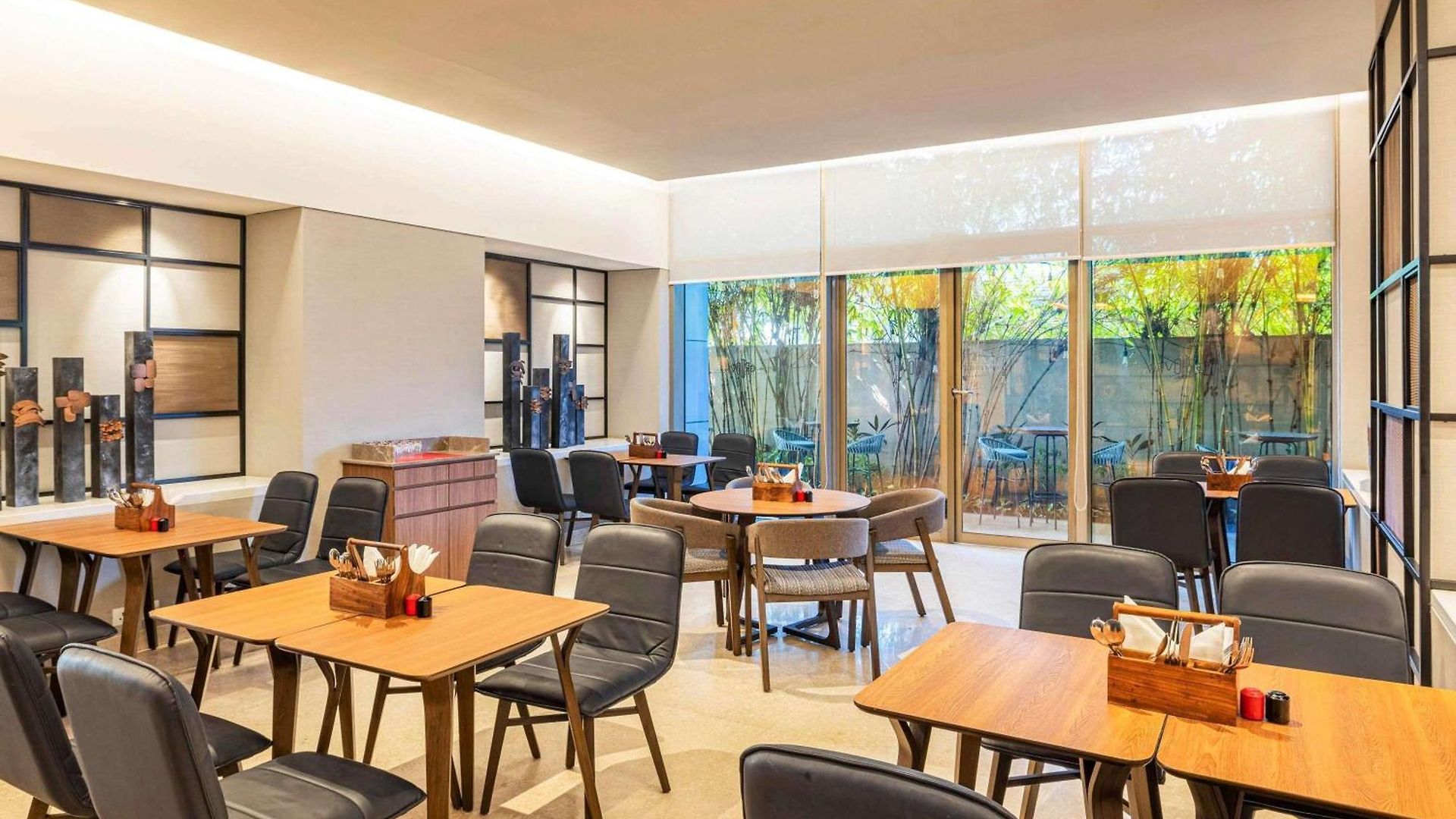 Hotel Ibis Airport - An Accor Brand 4*