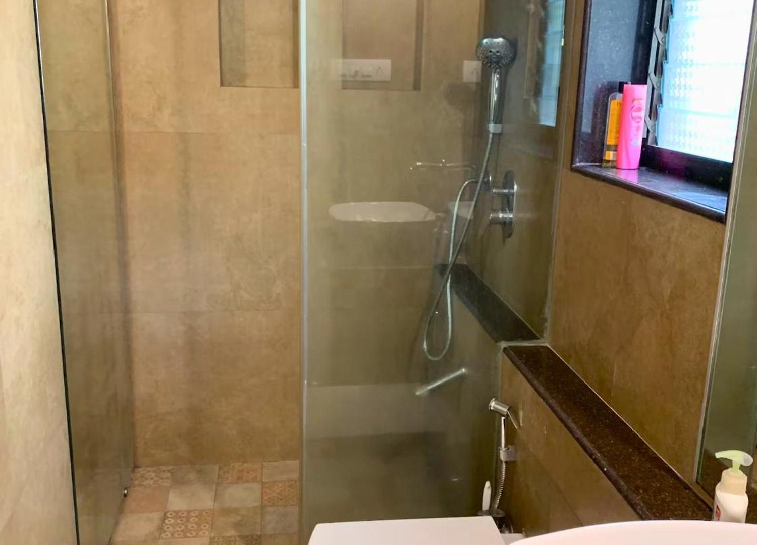 Apartment Mon Desire 1, Perry Cross Rd, Bandra West By Connekt Homes *
