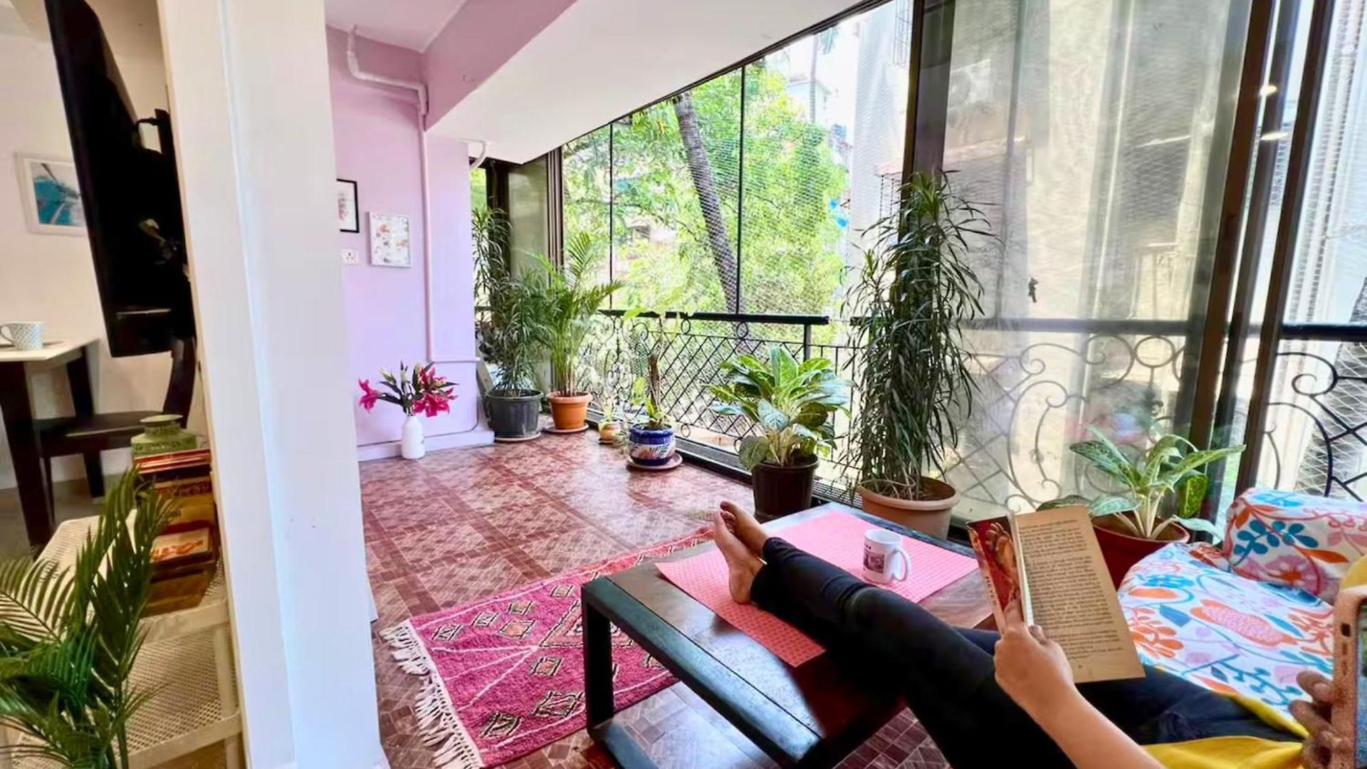 Sterling 102, Off Carter Road, Bandra West By Connekt Homes * Mumbai