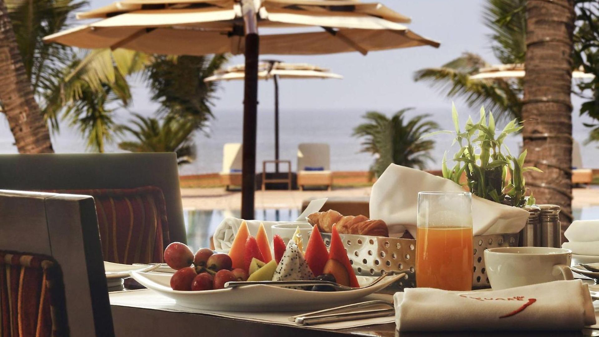 Hotel Novotel Juhu 5*