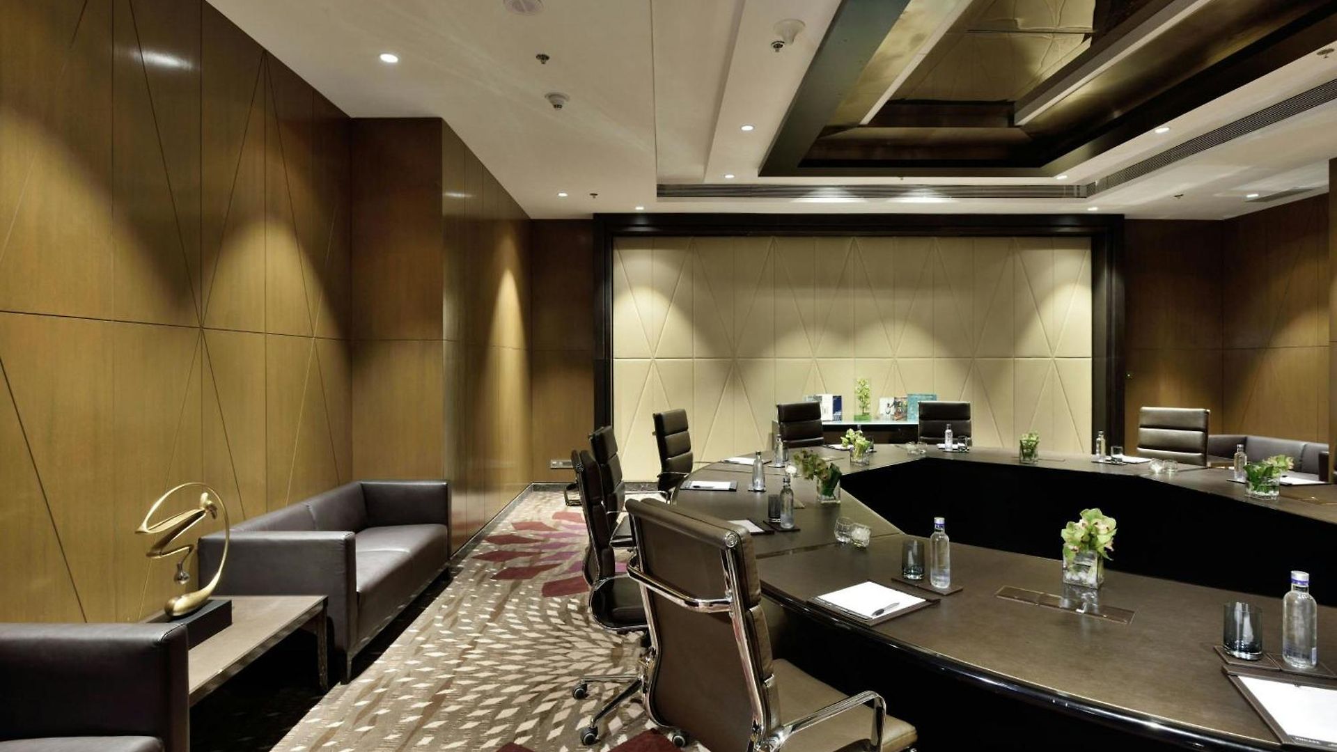 Hotel Jw Marriott Sahar Airport