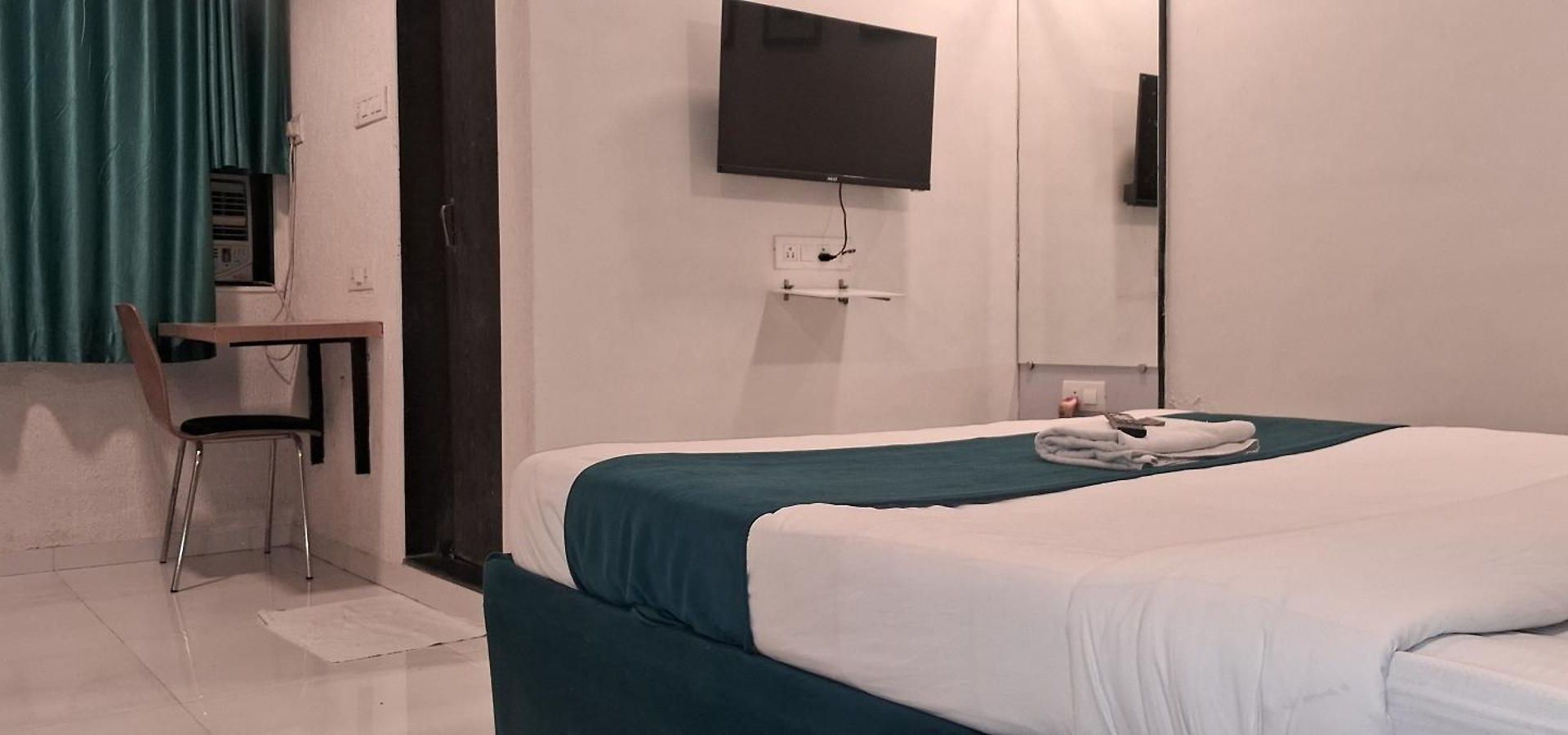 Shine Hospitality Residency Hotel *