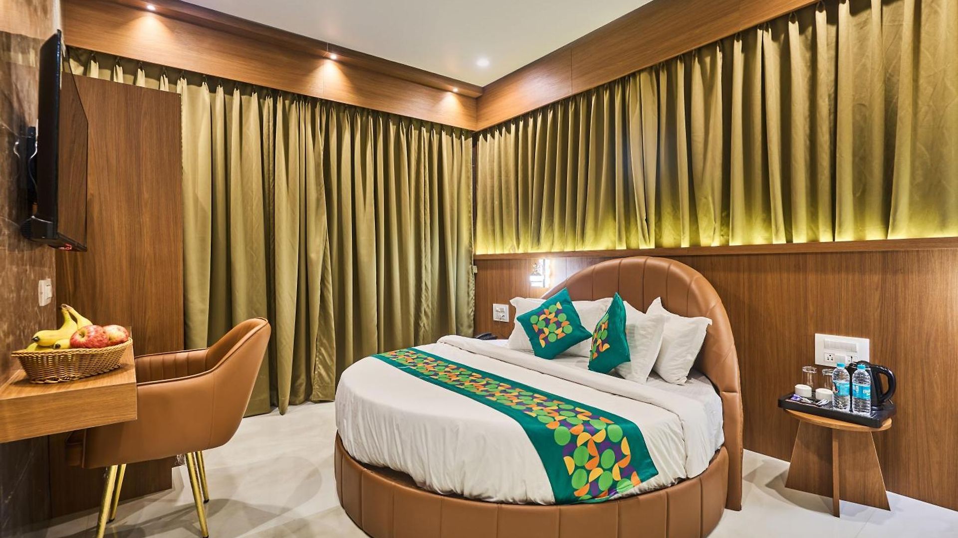 Hotel Treebo Amber International Airport T2