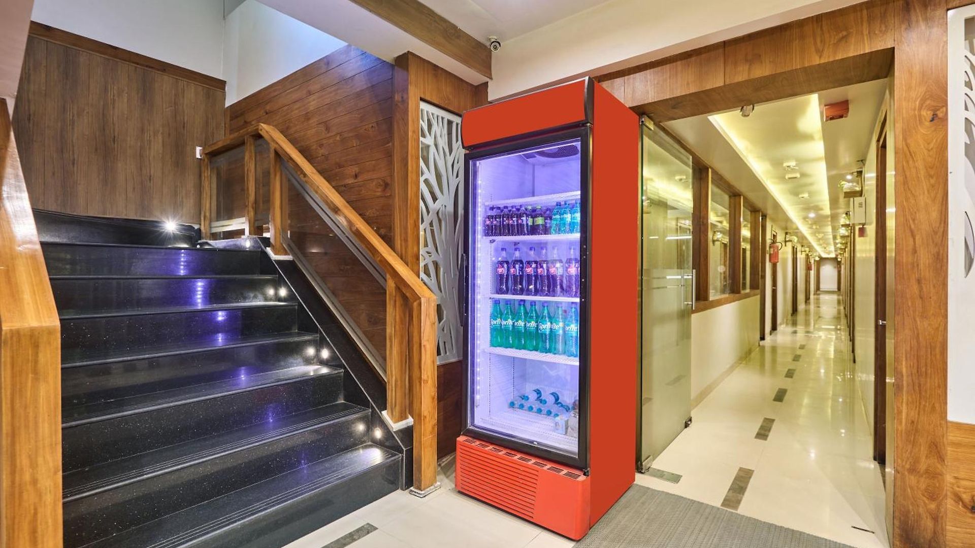 Hotel Treebo Amber International Airport T2