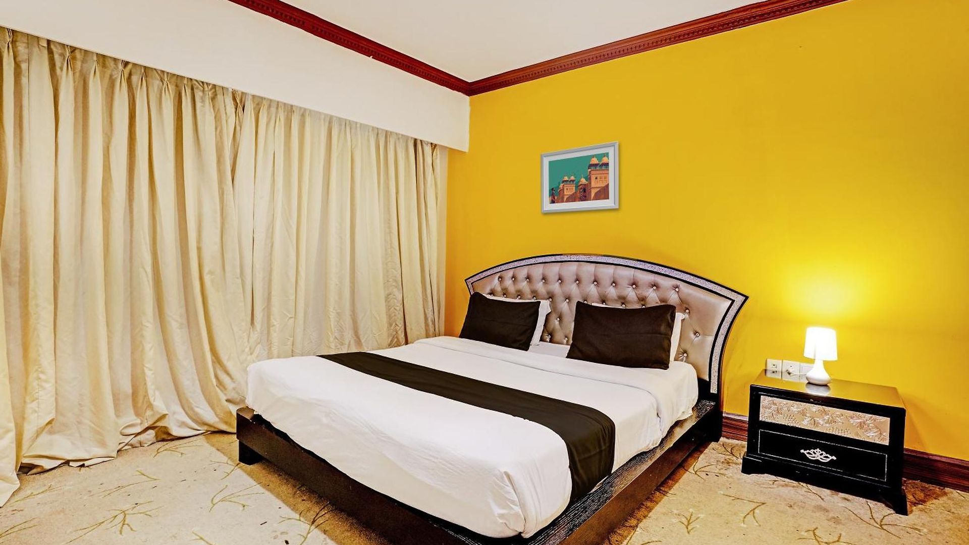 Townhouse Royal Palms - Lily Collection 4* Mumbai