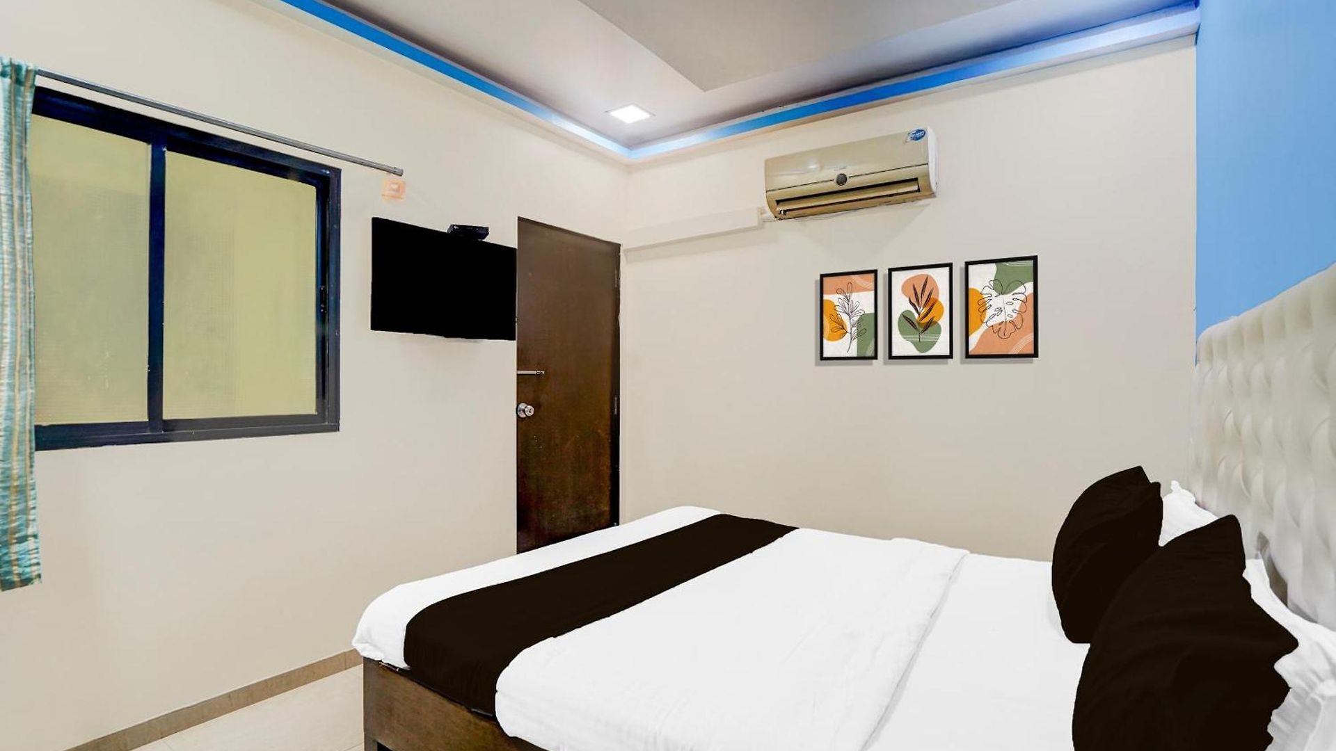O The Om Sai Residency 4*