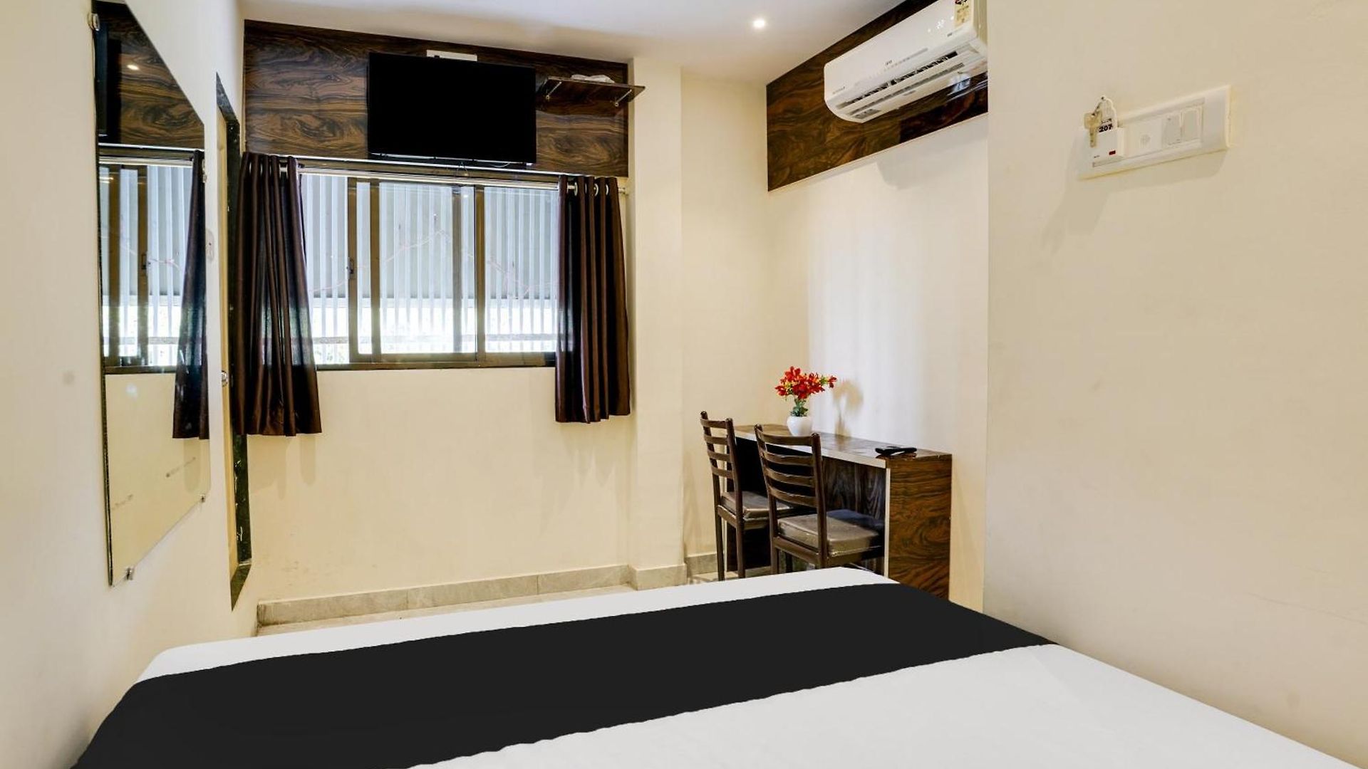 Hotel Orange Residency Mumbai