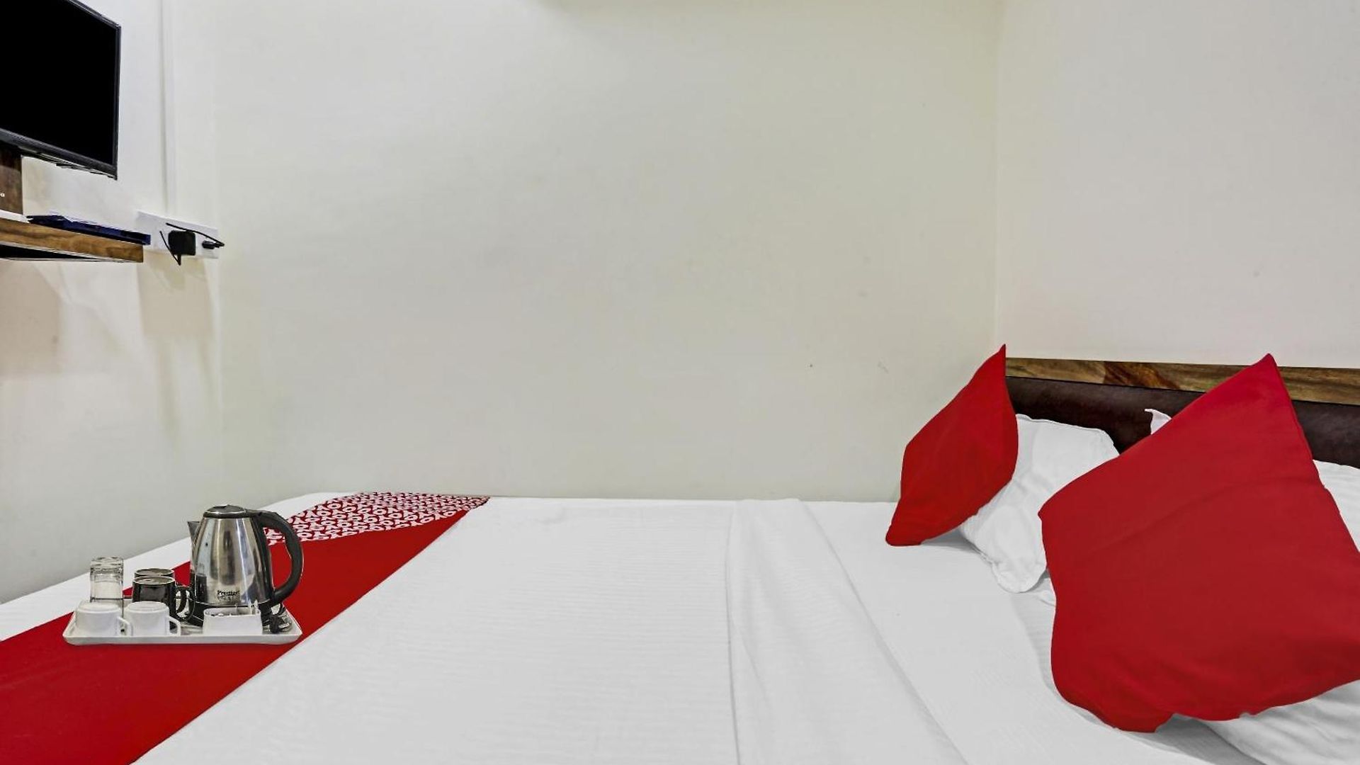 Hotel O S K Palace 3*