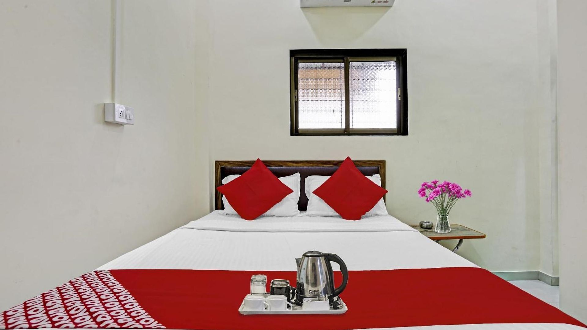 O S K Palace 3* Mumbai