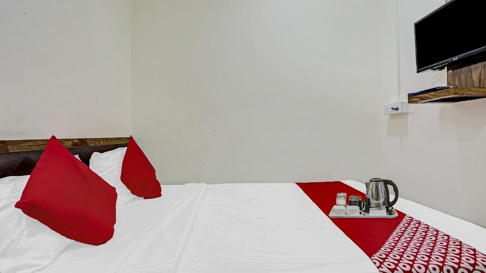 O S K Palace Hotel 3*