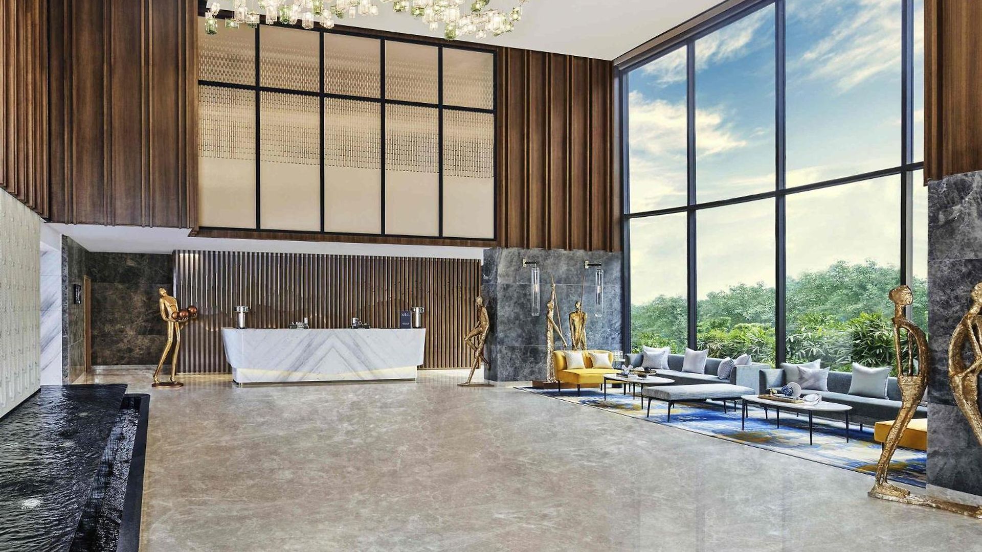 Novotel International Airport 5*
